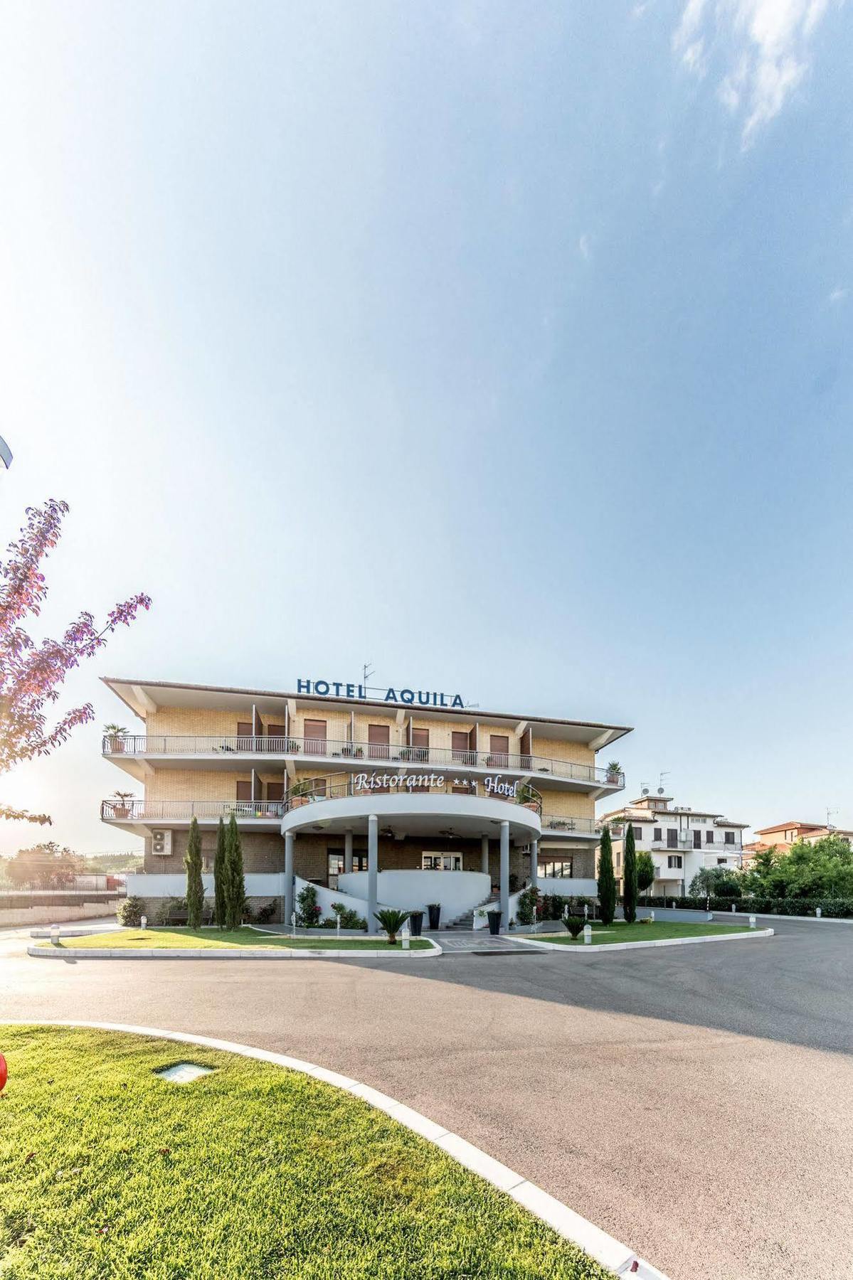 Hotel Aquila Orte Exterior foto